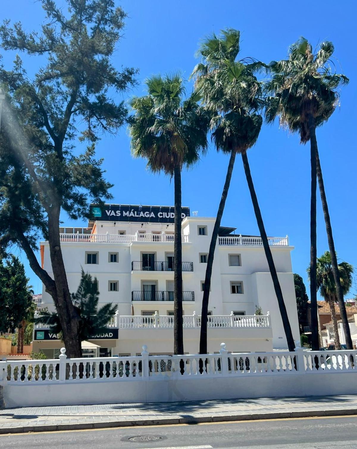 Vas Malaga Ciudad Hotel ภายนอก รูปภาพ