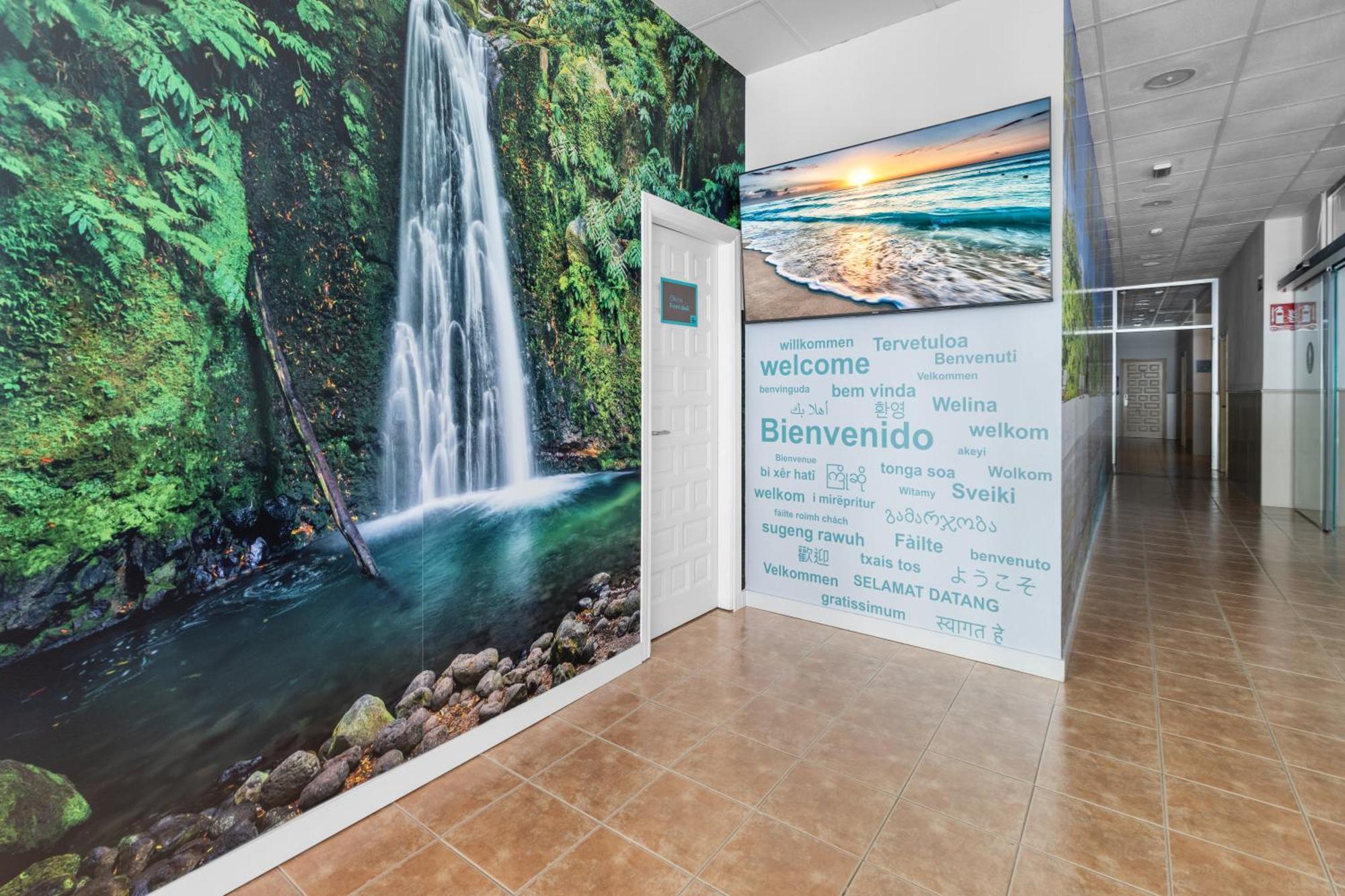 Vas Malaga Ciudad Hotel ภายนอก รูปภาพ